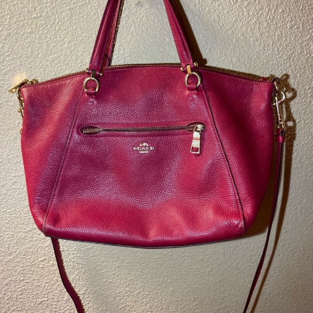 Vintage Coach Red Leather Women's Bag Shoulder And Crosdbody